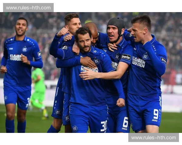 纽伦堡的坚韧之魂与卡尔斯堡的传奇序章：一场穿越时空的对话